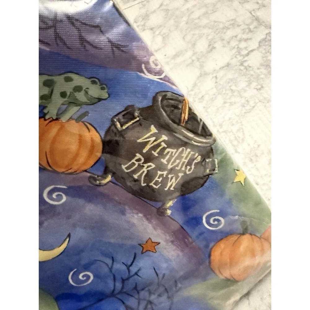 Elrene Vintage Vinyl Flannel Backed Tablecloth 52